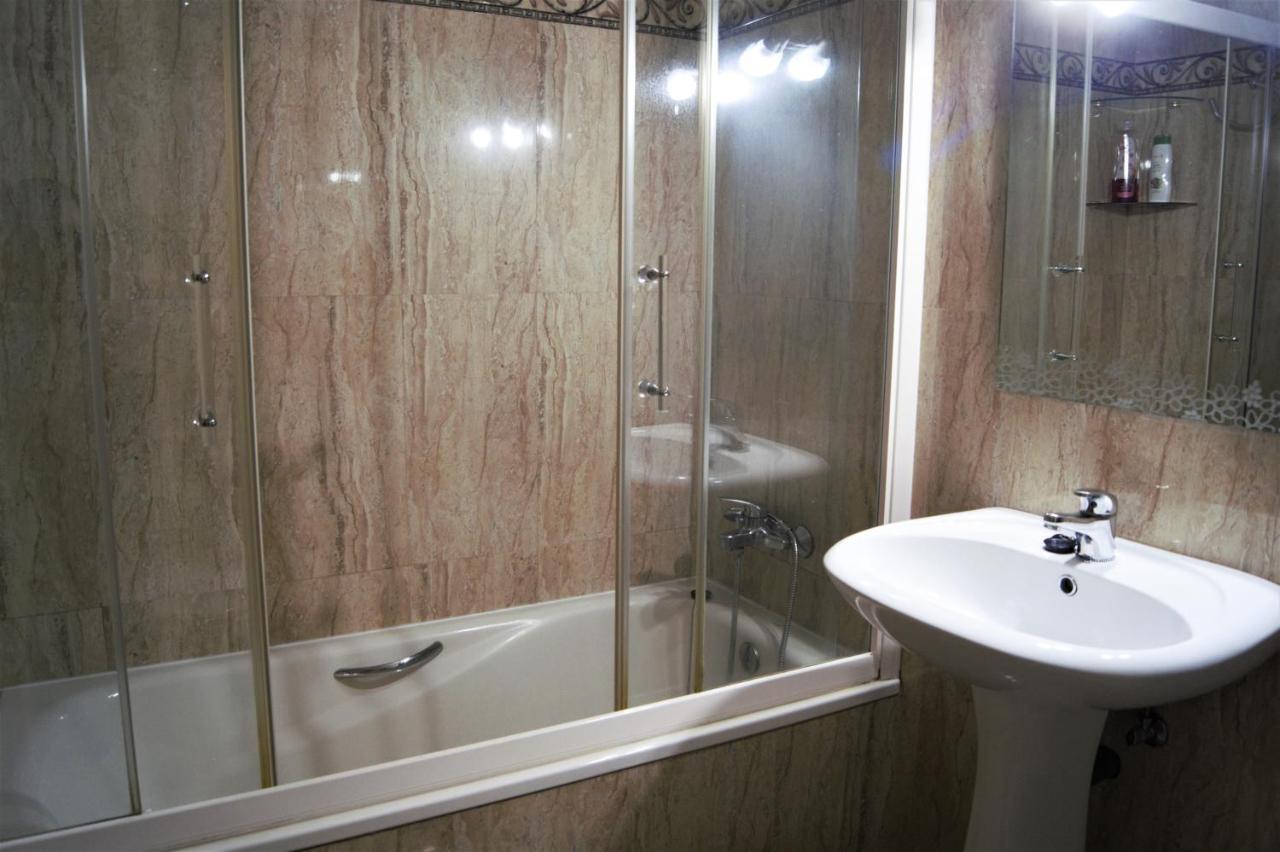 Amplio Piso 8 Mts Mezquita - Wifi - A/C - Parking Kordoba Zewnętrze zdjęcie
